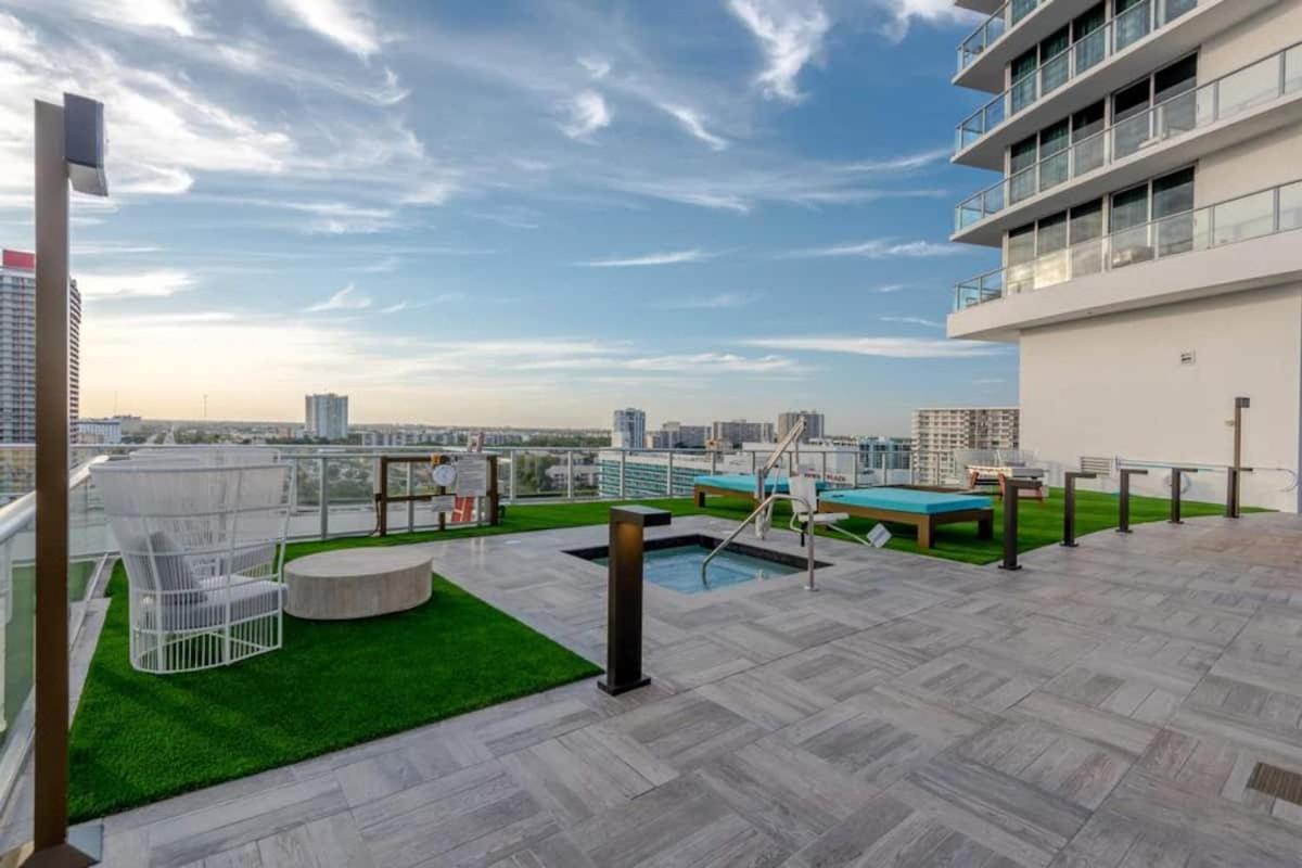 Lyfe On The Beach 25Th Floor 1 Bed Unit With Oceanview ฮอลลีวูด ภายนอก รูปภาพ